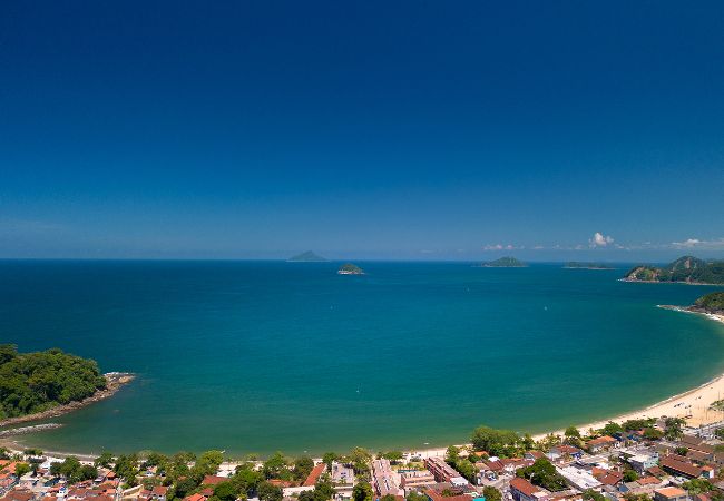 Casa em São Sebastião - Casa c/ Piscina a 150m da Praia de Boiçucanga Casa em São Sebastião - Casa c/ Piscina a 150m da Praia de Boiçucanga