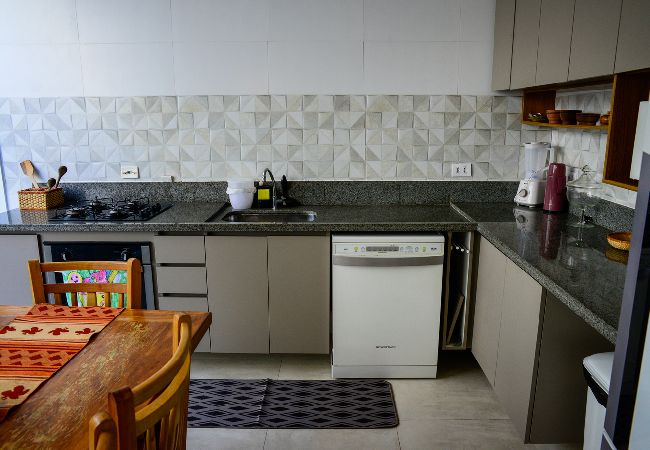 Casa em São Sebastião - Casa c/ Piscina a 150m da Praia de Boiçucanga Casa em São Sebastião - Casa c/ Piscina a 150m da Praia de Boiçucanga