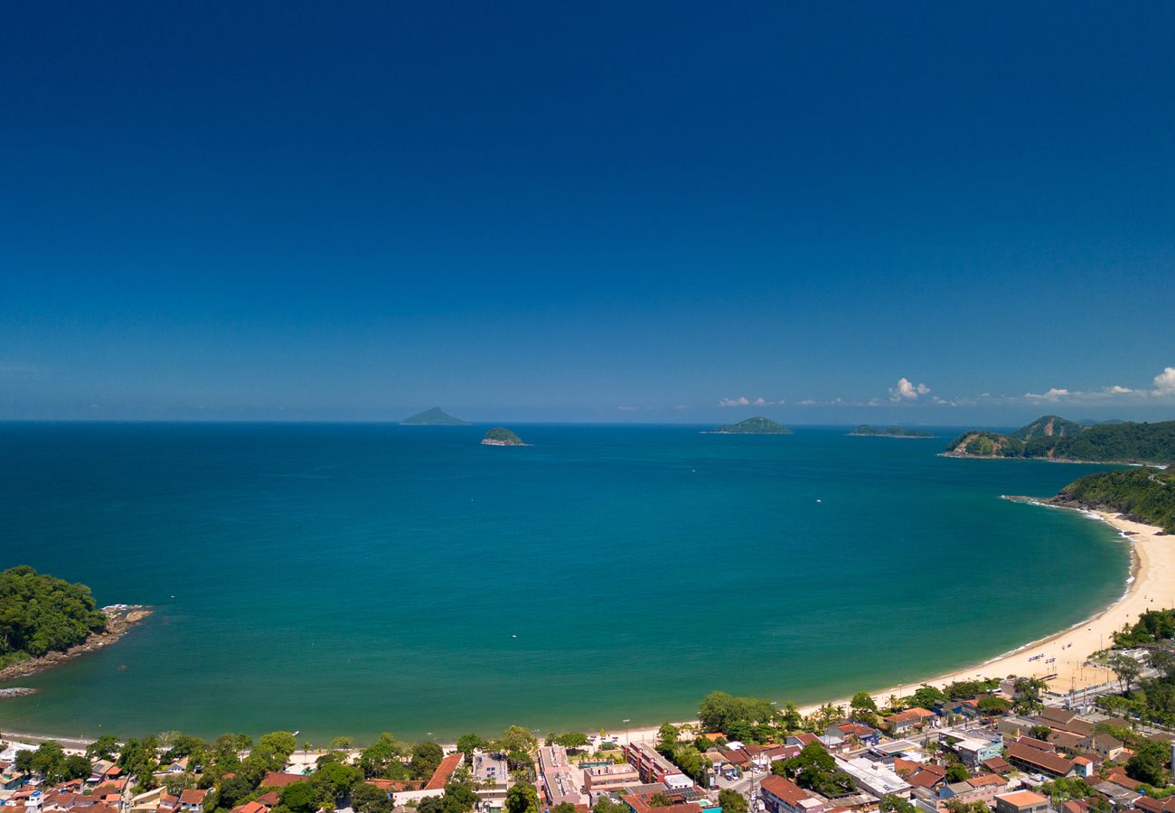 Casa em São Sebastião - Casa c/ Piscina a 150m da Praia de Boiçucanga Casa em São Sebastião - Casa c/ Piscina a 150m da Praia de Boiçucanga