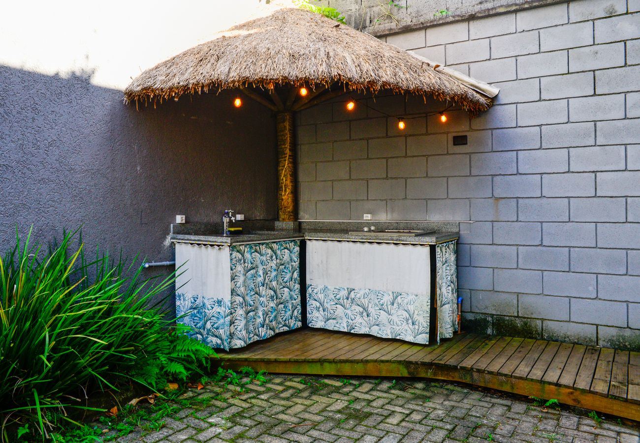 Casa em São Sebastião - Casa c/ Piscina a 150m da Praia de Boiçucanga Casa em São Sebastião - Casa c/ Piscina a 150m da Praia de Boiçucanga