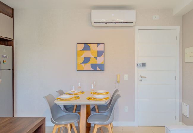 Apartamento em Florianópolis - Apartamento completo em Trindade, perto da UFSC! Apartamento em Florianópolis - Apartamento completo em Trindade, perto da UFSC!