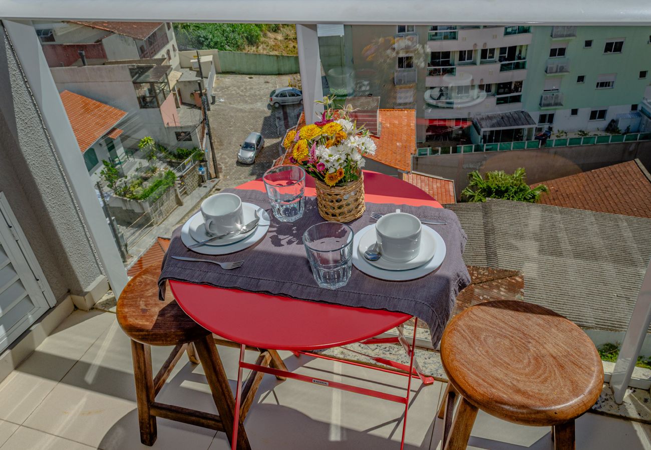 Apartamento em Florianópolis - Apartamento completo em Trindade, perto da UFSC! Apartamento em Florianópolis - Apartamento completo em Trindade, perto da UFSC!