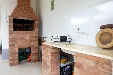 Casa em Mongaguá - Casa a 600m do mar com garagem e pet friendly