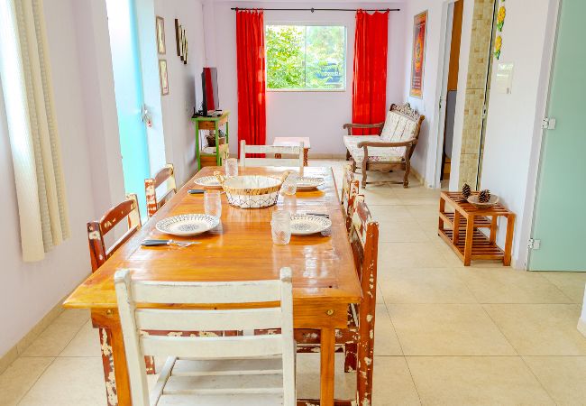 Casa em Imbituba - Casa aconchegante c wi-fi entre a natureza e o mar Casa em Imbituba - Casa aconchegante c wi-fi entre a natureza e o mar