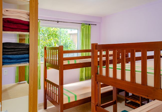 Casa em Imbituba - Casa aconchegante c wi-fi entre a natureza e o mar Casa em Imbituba - Casa aconchegante c wi-fi entre a natureza e o mar