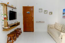 Apartamento em Ubatuba - Apto a 500m do mar, com Wi-Fi e garagem