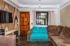 Casa em Curitiba - Casa com churrasq, garagem, Wi-Fi e petfriendly