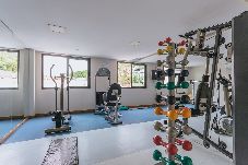 Apartamento em Niterói - Apto com piscina, WiFi, ar-condicionado e garagem