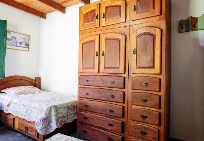 Casa em Santana de Parnaíba - Casa de campo c lazer, bem equipada, pet friendly Casa em Santana de Parnaíba - Casa de campo c lazer, bem equipada, pet friendly