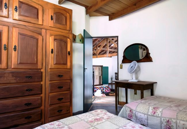 Casa em Santana de Parnaíba - Casa de campo c lazer, bem equipada, pet friendly Casa em Santana de Parnaíba - Casa de campo c lazer, bem equipada, pet friendly