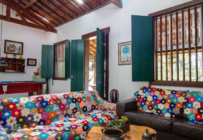 Casa em Santana de Parnaíba - Casa de campo c lazer, bem equipada, pet friendly Casa em Santana de Parnaíba - Casa de campo c lazer, bem equipada, pet friendly