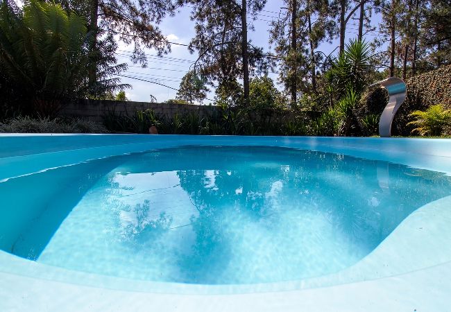 Casa em Santana de Parnaíba - Casa de campo c lazer, bem equipada, pet friendly Casa em Santana de Parnaíba - Casa de campo c lazer, bem equipada, pet friendly