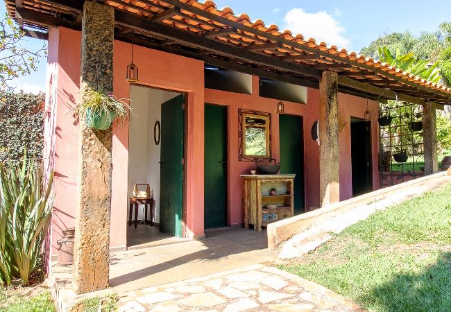 Casa em Santana de Parnaíba - Casa de campo c lazer, bem equipada, pet friendly Casa em Santana de Parnaíba - Casa de campo c lazer, bem equipada, pet friendly
