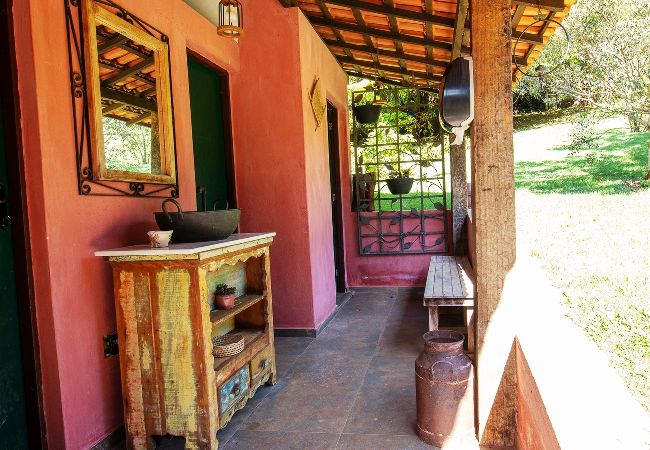 Casa em Santana de Parnaíba - Casa de campo c lazer, bem equipada, pet friendly Casa em Santana de Parnaíba - Casa de campo c lazer, bem equipada, pet friendly