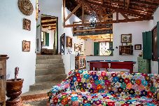 Casa em Santana de Parnaíba - Casa de campo com lazer completo e bem equipada