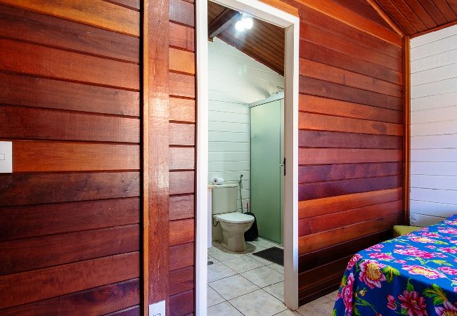 Casa em Bragança Paulista - Incrível chácara com lazer completo,WiFi e piscina Casa em Bragança Paulista - Incrível chácara com lazer completo,WiFi e piscina