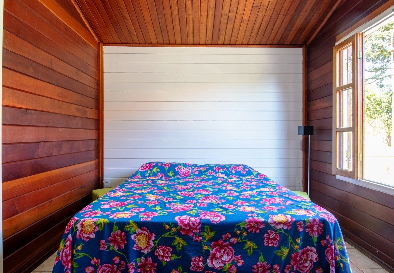 Casa em Bragança Paulista - Incrível chácara com lazer completo,WiFi e piscina Casa em Bragança Paulista - Incrível chácara com lazer completo,WiFi e piscina