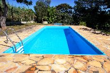 Casa em Bragança Paulista - Chácara em Bragança Paulista com piscina e lazer