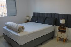 Casa em Peruíbe - Casa completa com piscina e churrasq, pet friendly