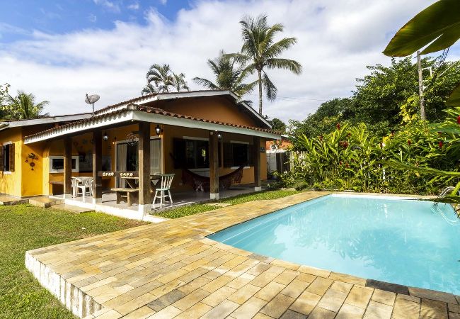Casa em São Sebastião - Casa com piscina a 500m da Praia de Boiçucanga Casa em São Sebastião - Casa com piscina a 500m da Praia de Boiçucanga