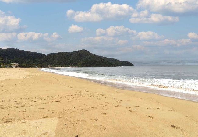 Casa em São Sebastião - Casa com piscina a 500m da Praia de Boiçucanga Casa em São Sebastião - Casa com piscina a 500m da Praia de Boiçucanga