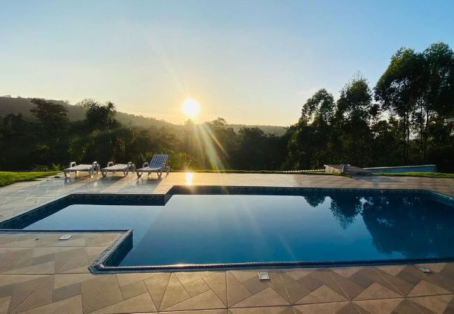 Casa em Ibiúna - Titulo Provisorio Casa em Ibiúna - Titulo Provisorio