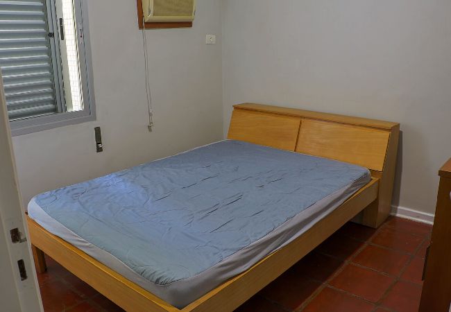 Apartamento em Guarujá - Apto acolhedor a 350m do mar c vaga, pet friendly Apartamento em Guarujá - Apto acolhedor a 350m do mar c vaga, pet friendly