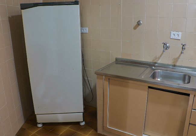 Apartamento em Guarujá - Apto acolhedor a 350m do mar c vaga, pet friendly Apartamento em Guarujá - Apto acolhedor a 350m do mar c vaga, pet friendly