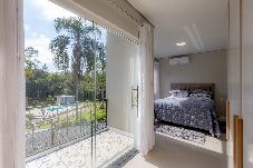 Casa em Benedito Novo - Casa de campo c/ Wi-Fi, jardim e churrasqueira