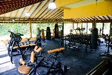 Casa em Santa Branca - Casa de campo c/ piscina, academia, hidro e Wi-fi