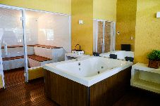 Casa em Santa Branca - Casa de campo c/ piscina, academia, hidro e Wi-fi