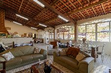 Casa em Igaratá - Chácara ótima localização, piscina e churrasqueira