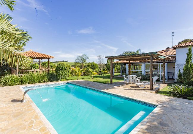 Casa em Porto Feliz - Casa de Campo c/ Piscina e Wi-Fi em Gramadinho Casa em Porto Feliz - Casa de Campo c/ Piscina e Wi-Fi em Gramadinho