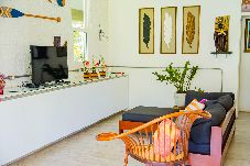 Casa em Benevides - Casa c Wifi, churrasq, pisc, redário, Pet friendly