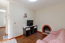 Casa em Suzano - Chácara c wifi, churrasq, pisc, lazer,pet friendly
