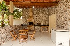 Casa em Suzano - Chácara com churrasqueira, salão de jogos e Wi-fi