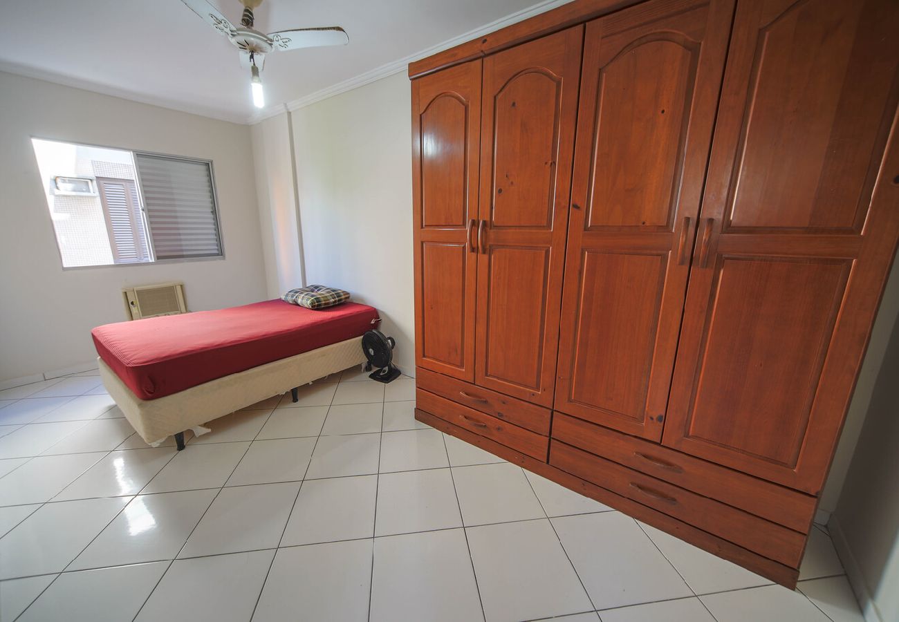 Apartamento em Guarujá - Apto na Enseada Ar-condicionado Garagem Pet Apartamento em Guarujá - Apto na Enseada Ar-condicionado Garagem Pet