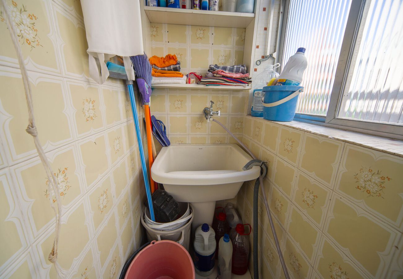 Apartamento em Guarujá - Apto na Enseada Ar-condicionado Garagem Pet Apartamento em Guarujá - Apto na Enseada Ar-condicionado Garagem Pet