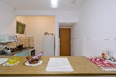 Apartamento em Rio de Janeiro - Loft c/ Ar e Wi-Fi a 100m da Praia de Copacabana