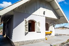 Casa em Campos do Jordão - Casa com lareira, Wi-Fi e varanda com vista