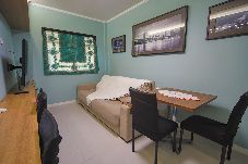 Apartamento em Praia Grande - Apto pet friendly com garagem a 100m do mar