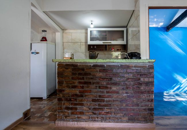 Casa em Santana de Parnaíba - Refúgio Pet-Friendly c/ Lareira, garagem e Wi-fi Casa em Santana de Parnaíba - Refúgio Pet-Friendly c/ Lareira, garagem e Wi-fi