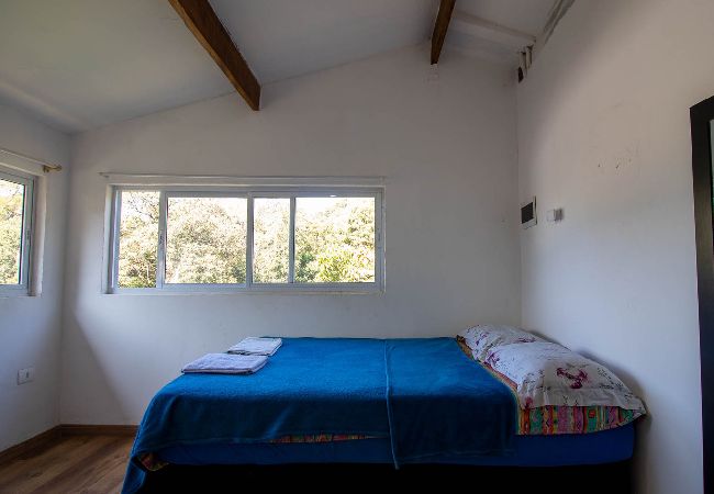 Casa em Santana de Parnaíba - Refúgio Pet-Friendly c/ Lareira, garagem e Wi-fi Casa em Santana de Parnaíba - Refúgio Pet-Friendly c/ Lareira, garagem e Wi-fi