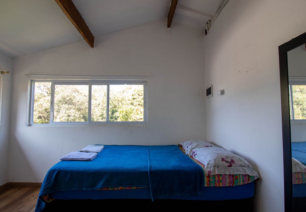 Casa em Santana de Parnaíba - Refúgio Pet-Friendly c/ Lareira, garagem e Wi-fi Casa em Santana de Parnaíba - Refúgio Pet-Friendly c/ Lareira, garagem e Wi-fi