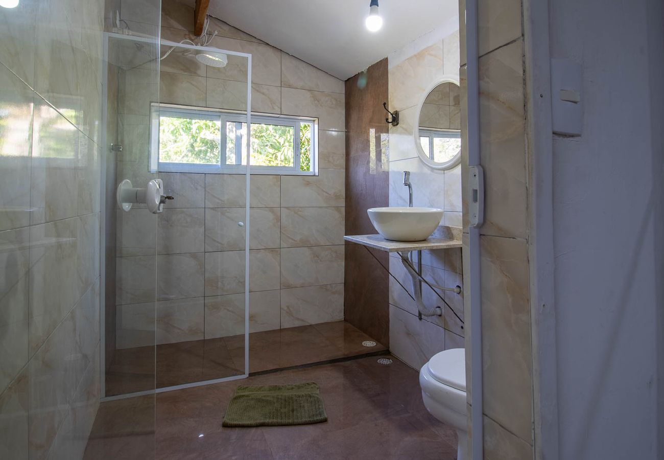 Casa em Santana de Parnaíba - Refúgio Pet-Friendly c/ Lareira, garagem e Wi-fi Casa em Santana de Parnaíba - Refúgio Pet-Friendly c/ Lareira, garagem e Wi-fi