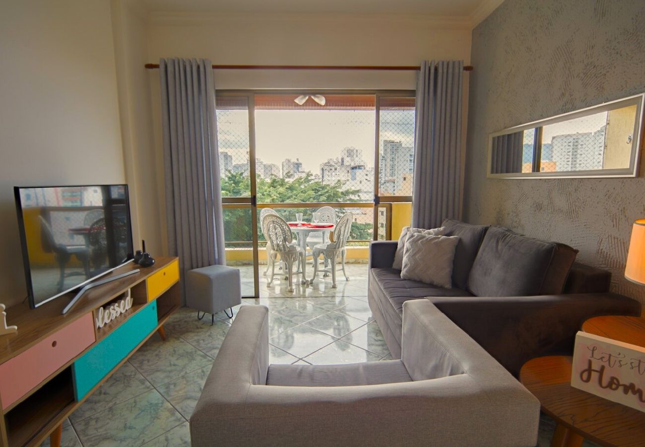 Apartamento em Guarujá - Apto pet friendly c/ Wifi a 350m da Praia do Tombo Apartamento em Guarujá - Apto pet friendly c/ Wifi a 350m da Praia do Tombo