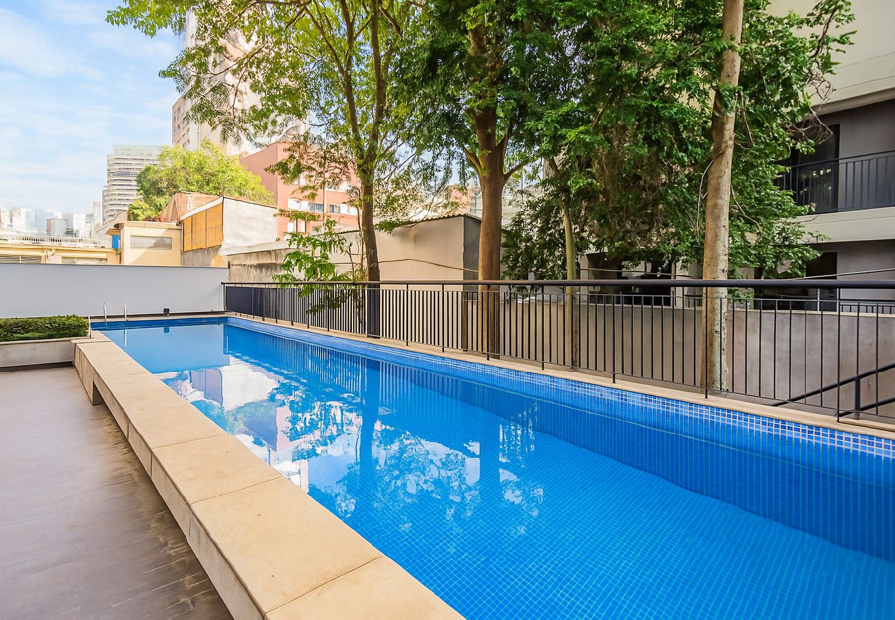 Apartamento em São Paulo - Apto c/ piscina, academia e garagem na Zona Sul Apartamento em São Paulo - Apto c/ piscina, academia e garagem na Zona Sul