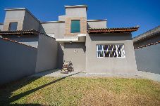 Casa em Bertioga - Casa pet friendly c/ churrasqueira em Boraceia