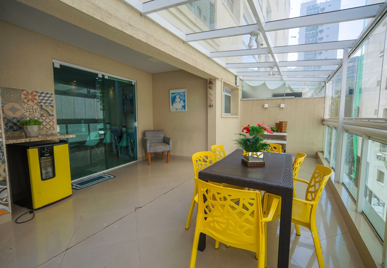 Apartamento em Guarujá - Apto pet friendly c/ churrasqueira a 100m da praia Apartamento em Guarujá - Apto pet friendly c/ churrasqueira a 100m da praia