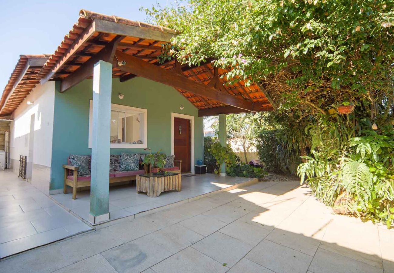 Casa em Itanhaém - Casa Pet-Friendly com Wi-Fi e Churrasqueira Casa em Itanhaém - Casa Pet-Friendly com Wi-Fi e Churrasqueira